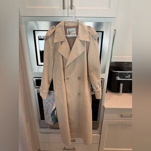 Vintage Wamsutta London Fog Beige Trench Coat double breasted